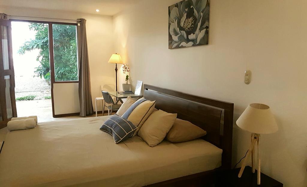 Hotel Casa Blanca Tamarindo Kültér fotó