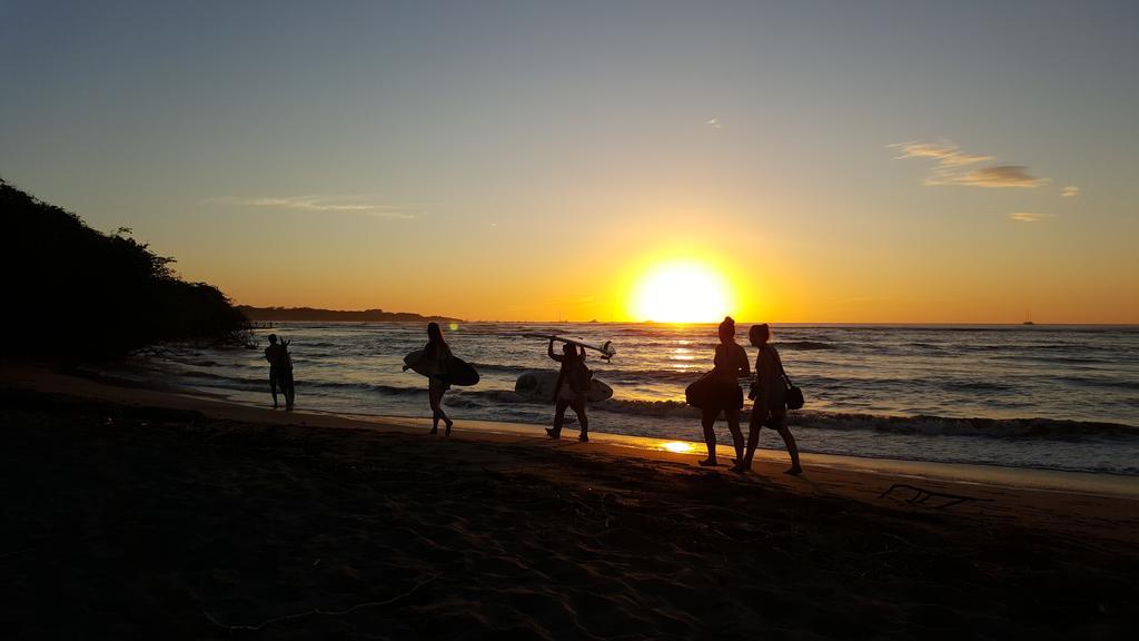 Hotel Casa Blanca Tamarindo Kültér fotó