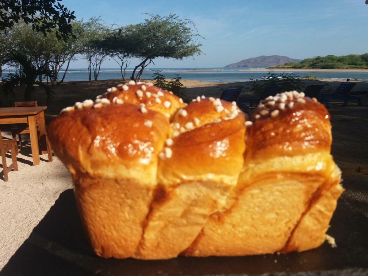 Hotel Casa Blanca Tamarindo Kültér fotó
